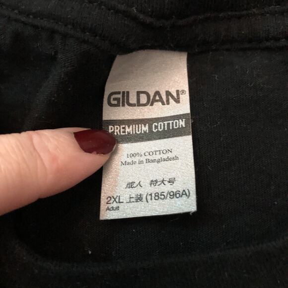 Gildan Premium Cotton Friends Horror Compilation Graphic Short Sleeve T-shirt 2X - Picture 2 of 3